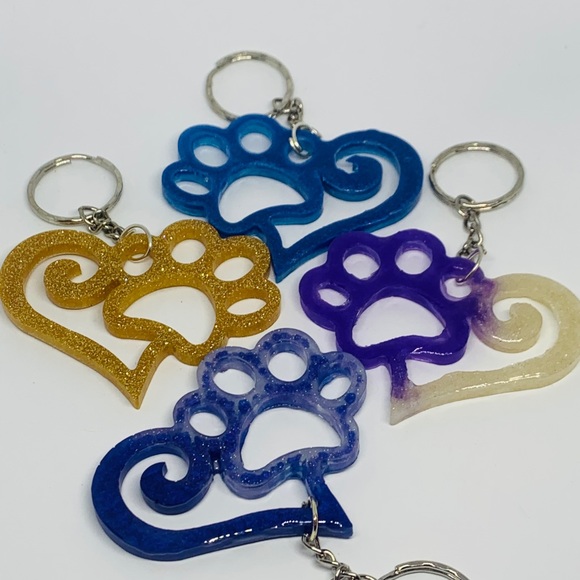 Puppy Love Keychain - Picture 5 of 8